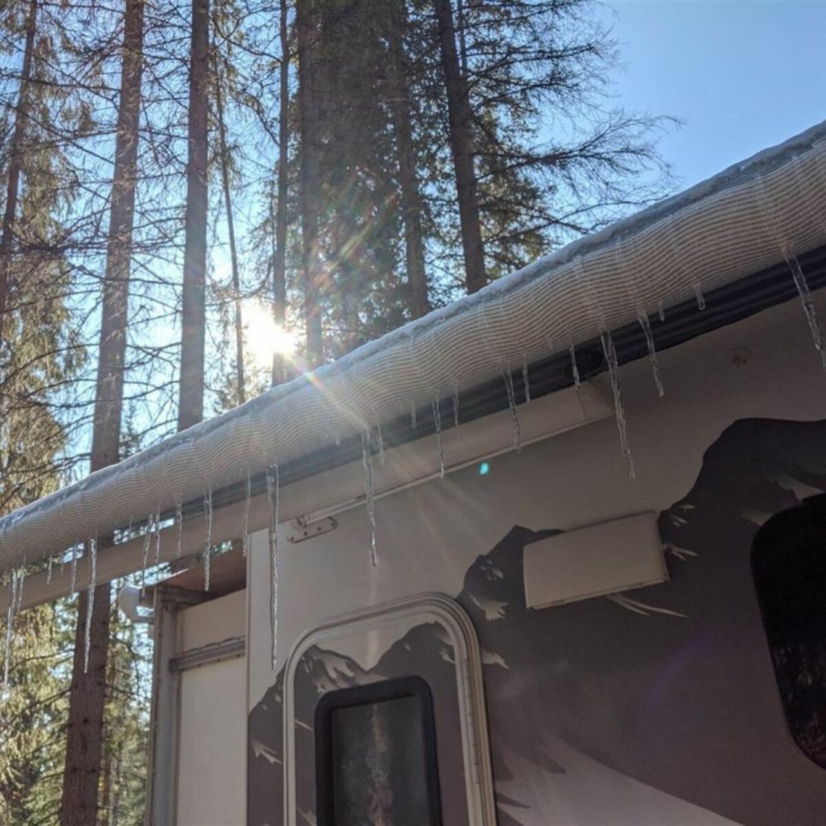 how to keep rv water pipes from freezing