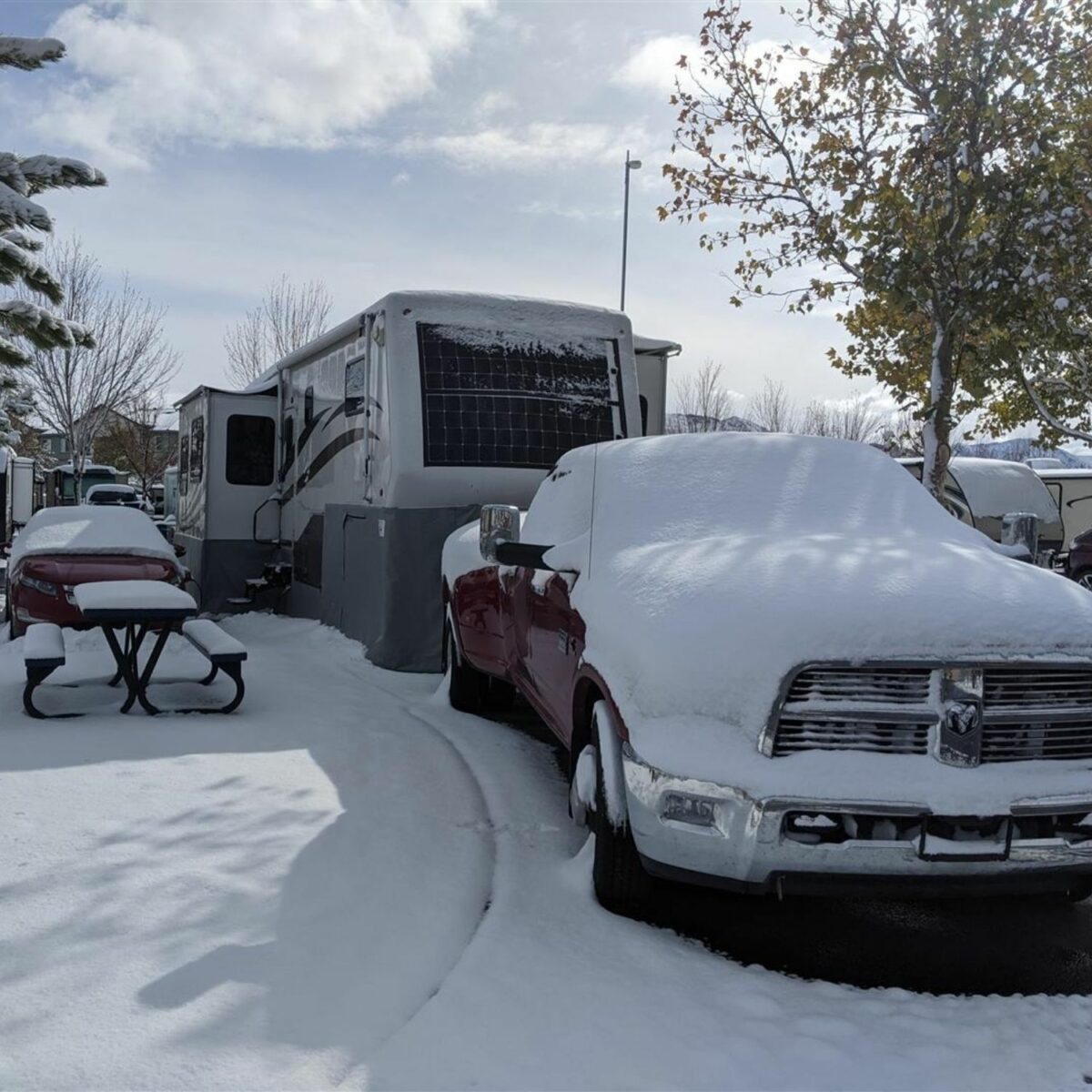 how to keep pipes from freezing on rv