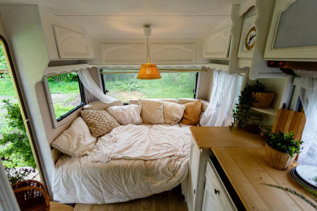 how to build small rv dinette furniture